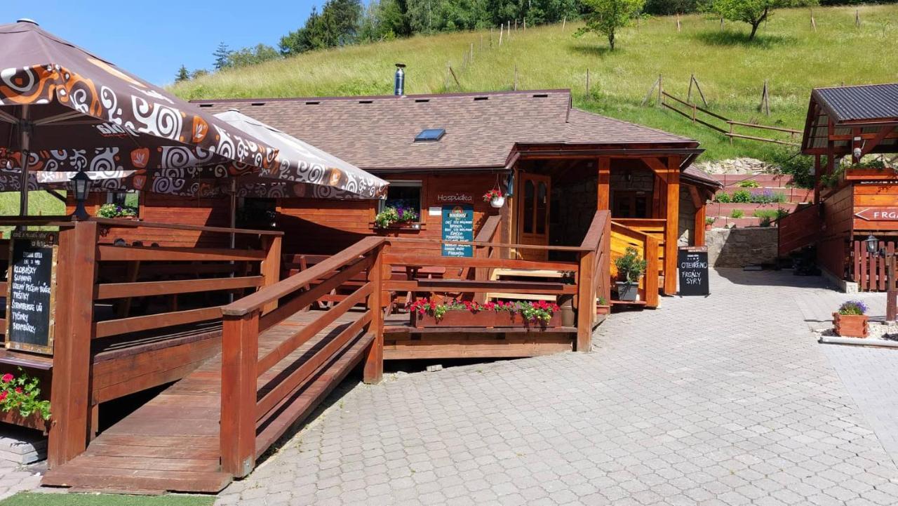 U Vesele Lisky Hotel Hutisko Екстериор снимка